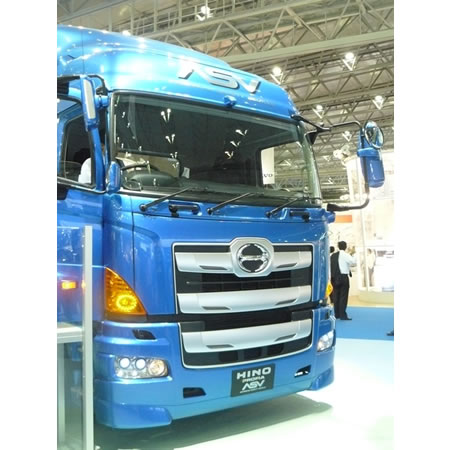 Hino ASV Hino Motors Four Cameras monitor system Show Birds Eye View of Vehicle