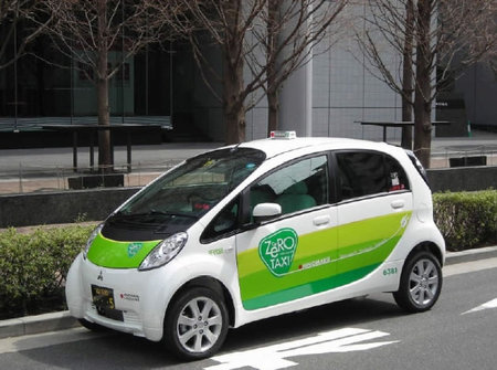 zero taxi thumb 450x335 First electric car taxis to hit the streets of Tokyo on Thursday