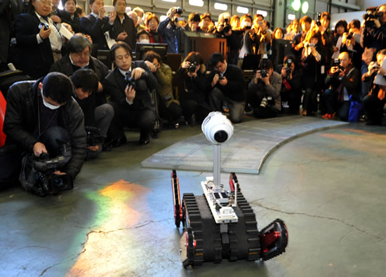 sakura robot New robots from Japan reduce human risk in disaster cleanup