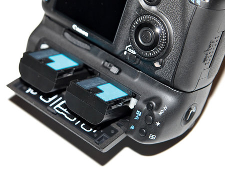 eos7d_md.jpg
