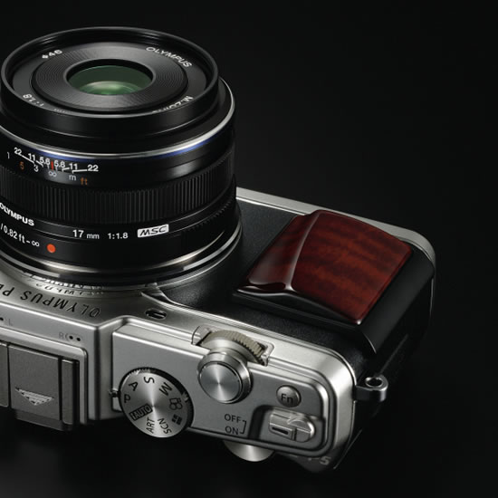 Olympus_PEN E-P5_woodgrip